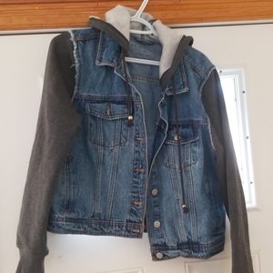 Jean jacket with sweater sleeves and hood